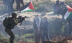 Haaretz: İsrail askerleri Filistinlileri öldürmek için can atıyor