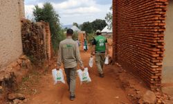 İHH Burundi'de 200 büyükbaş kurban kesip dağıttı
