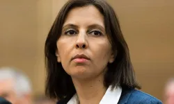 İsrailli bakandan 'İran'da rejim değişikliği' paylaşımı