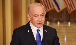 Netanyahu, yolsuzluk davasının 2 hafta ertelenmesini istedi