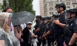 New York'ta onlarca protestocu gözaltına alındı