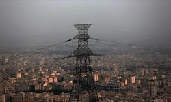 Tahran’da 160 kurumun elektriği kesildi