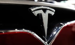 Trump ile Musk arasındaki gerilim nedeniyle Tesla hisseleri düştü