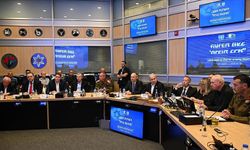 İsrail güvenlik kabinesi, istifa tehditleri altında Gazze'yi görüşecek