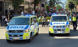 İsrail'in okul ve hastanelere saldırması, İsveç'te protesto edildi