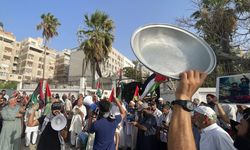 Libyalılar, yardımların Gazze'ye girmesi talebiyle gösteri düzenledi
