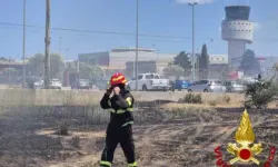 Sardinya Adası'nda yangın nedeniyle bazı evler tahliye edildi