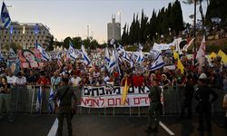 Esir yakınları, Netanyahu'ya saldırıları sonlandırma çağrısı yaptı