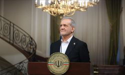 Pezeşkiyan: Nükleer bomba üretme peşinde değiliz