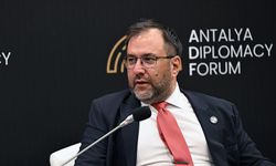 Yvan Gil, Gazze'deki soykırımın durdurulmasını istedi