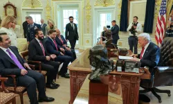 Ahmed Şara'dan ABD'ye tarihi ziyaret: Trump'la görüştü