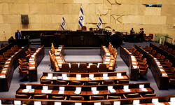 İsrail, Batı Şeria'da toprak satın alma yasasını onayladı