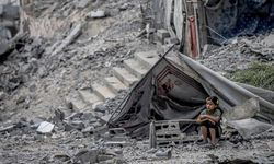 İsrail ateşkese rağmen Gazze'de evleri yıkmayı sürdürüyor