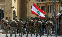 Paris’te Lübnan zirvesi: Hizbullah’ın silahsızlandırılması masada