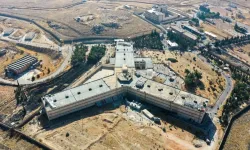 Esed zindanlarında kaybolan 150.000 kişinin akıbeti belirsiz