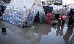 Gazze'de 29 günlük bebek soğuğa yenik düştü