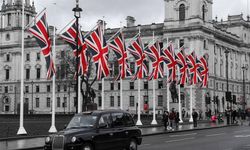 İngiltere'de vatandaşlık krizi: 9 milyon kişi risk altında