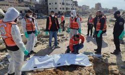 Gazze'de naaşlar Daraj mahallesinden çıkarıldı