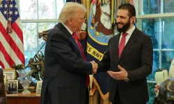 Trump'tan Şara'ya övgü: Suriye'deki gelişmelerden çok mutluyuz