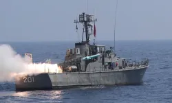 İran Deniz Kuvvetleri: Hürmüz'ün asimetrik muhafızları