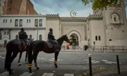 Paris Camii'nden laiklik ve İslam rehberi