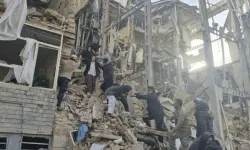 Tahran'da hastane ve okullara hava saldırısı düzenlendi