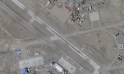 Tebriz Havalimanı vuruldu: Pist ve kule imha edildi