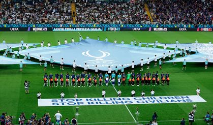 UEFA'nın çifte standartları: Gazze'deki soykırım ve pankart