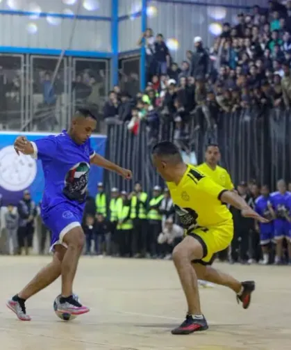 Gazze'de enkaz üzerinde ilk turnuva: Efsaneler sahada