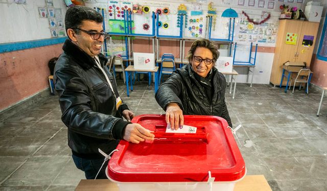Tunus’ta “Yerel ve Bölgesel Ulusal Konseyi” seçimleri için oy verme işlemi başladı