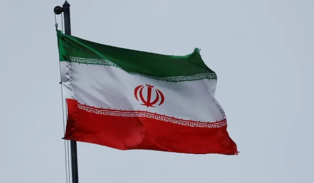 İran, Pakistan'ın maslahatgüzarını Dışişleri Bakanlığına çağırdı
