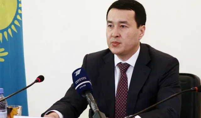 Kazakistan’da hükümet istifa etti