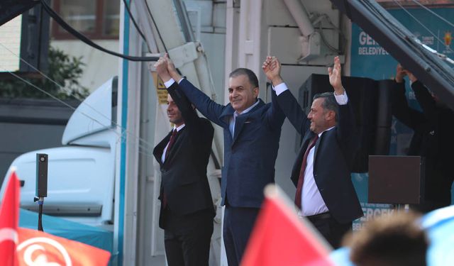 AK Parti Sözcüsü Ömer Çelik, partisinin Adana mitinginde konuştu