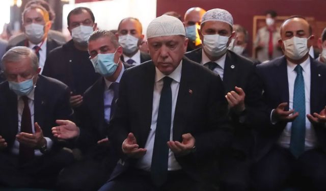 Cumhurbaşkanı Erdoğan, kampanyasını Ayasofya'da akşam namazıyla sonlandıracak
