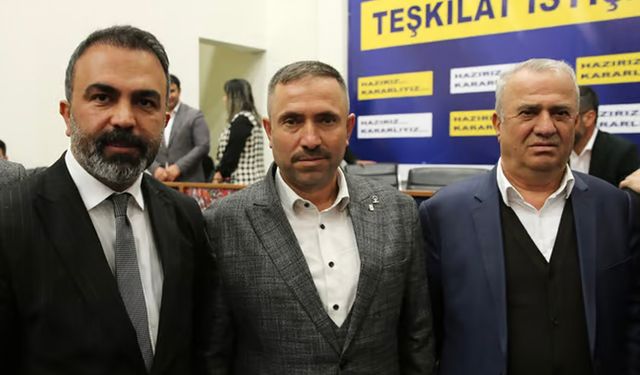 Saadet Partisi'nin Belediye Başkan adayı Baysan, AK Parti'ye katıldı