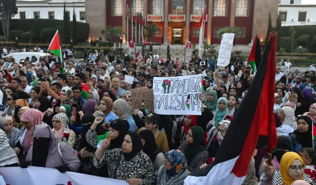 Fas'ın birçok kentinde binlerce kişi Gazze'ye destek gösterileri düzenledi
