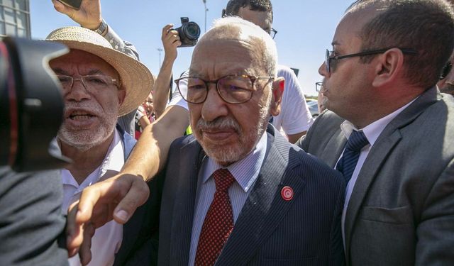 Tunus'ta Nahda lideri Gannuşi'ye "lobicilik" iddiasıyla verilen 3 yıl hapis cezası onandı