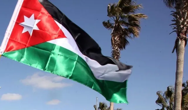 Ürdün: Netanyahu, Refah'a saldırılarla ateşkes önerisini tehlikeye atıyor