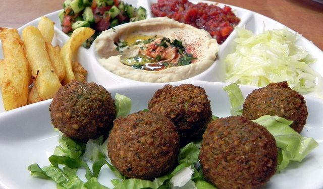 Filistin mutfağının "İsrailleştirilmesi", Filistinliler tarafından kültürel kimliğin silinmesi olarak görülüyor