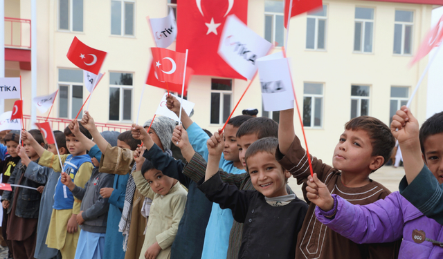 TİKA, Afganistan'ın eğitim altyapısına desteklerini sürdürüyor