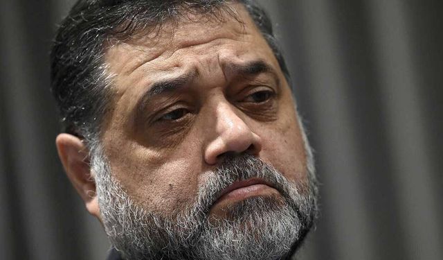 Hamas’tan Mahmud Abbas’a sert yanıt: “Esas köpeklerin babası o!”