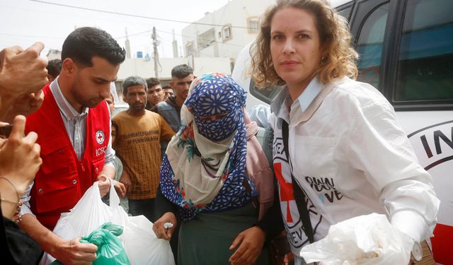 İsrail, 12 Filistinliyi serbest bıraktı