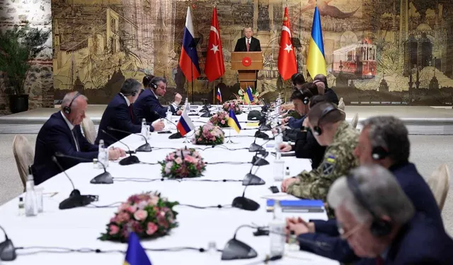 Kremlin: Rus heyeti Türkiye’de görüşmelere hazırlanıyor