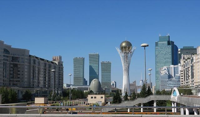 Kazakistan'da 'Altın Vize' girişimi başladı