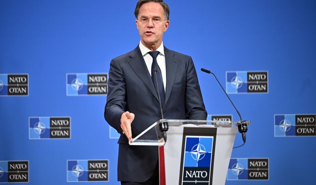 Mark Rutte'den Ukrayna'da 30 günlük ateşkese destek