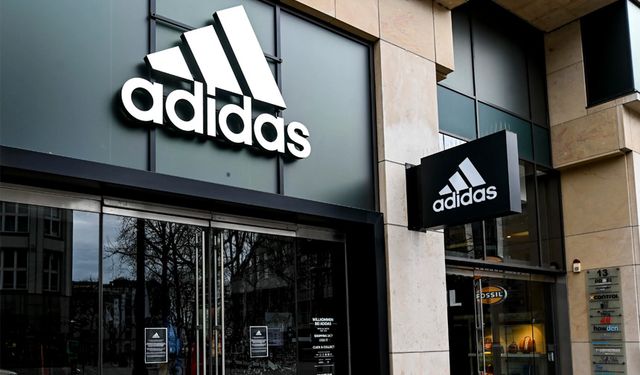 Adidas Türkiye'de veri ihlali: Müşteri bilgileri sızdırıldı