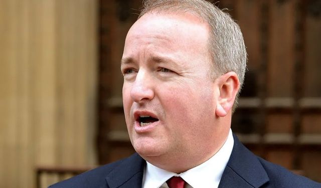 İngiliz Milletvekili Mark Pritchard, İsrail'i desteklediğine pişman