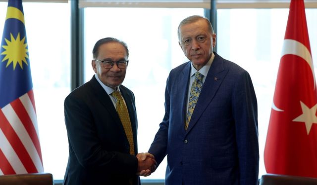 Erdoğan, Enver İbrahim ile görüştü