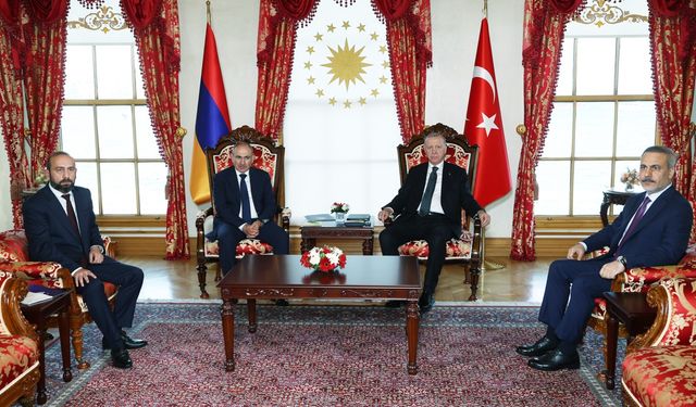 Erdoğan, Paşinyan ile görüştü