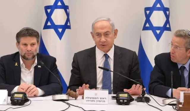 Netanyahu, kabineyi İran'a verilecek yanıtı görüşmek üzere topladı